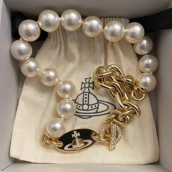 🔥100% Authentic VIVIENNE WESTWOOD Yolanda Necklace - Picture 3 of 10